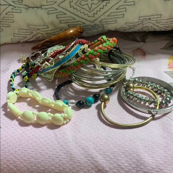 Colorful Women's Jewelry bracelet lots used Japan bought $20 - Picture 4 of 9